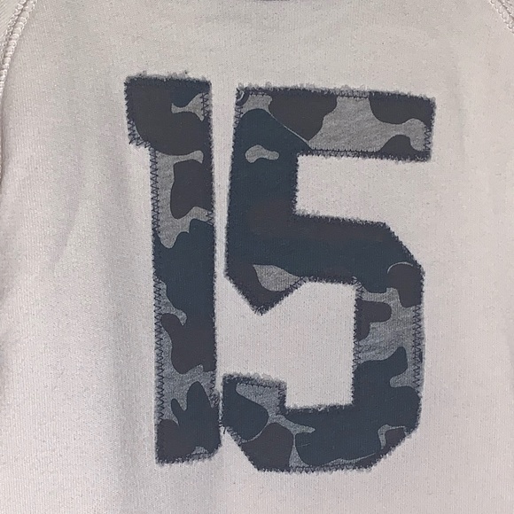 CREWCUTS J.CREW SWEATSHIRT APPLIQUÉ JERSEY NUMBER RETRO VINTAGE CAMO SWEATER 8 Y - Picture 3 of 8